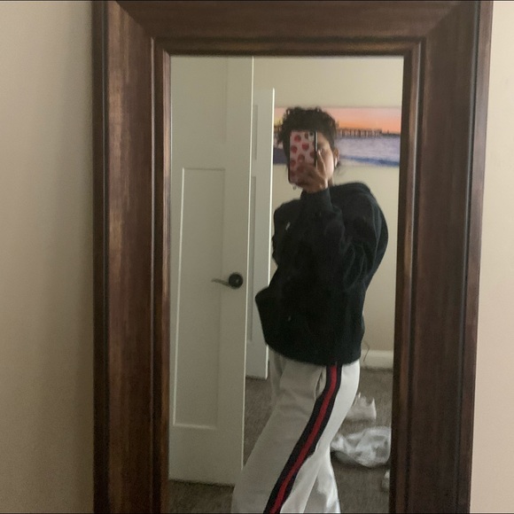 Sweats - Picture 2 of 7